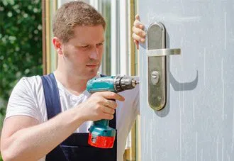 Oceanside Locksmith Service Oceanside, NY 516-283-5300 - 5a-Lock-Changing